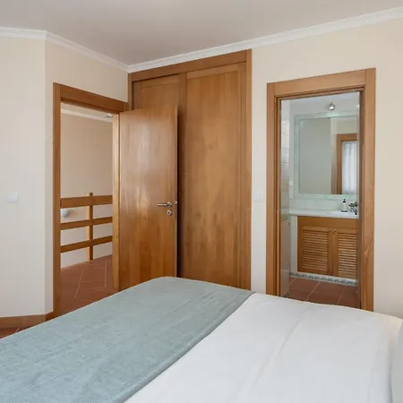 Casa Encosta Do Sol By An Island