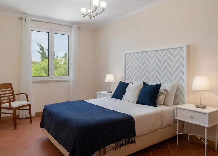 Casa Encosta Do Sol By An Island